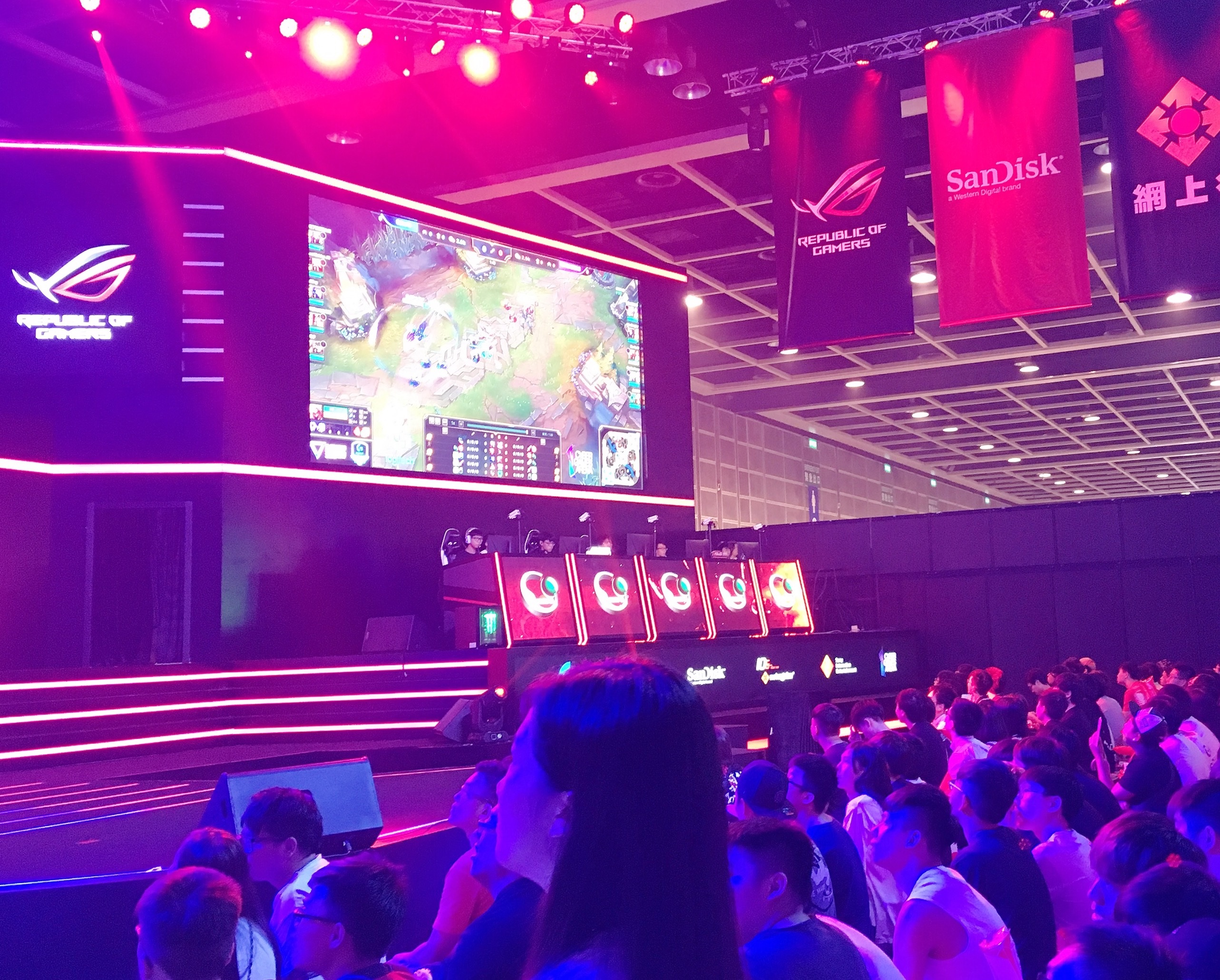 2016年 E-Sports Festival 吸引了30萬人次入場