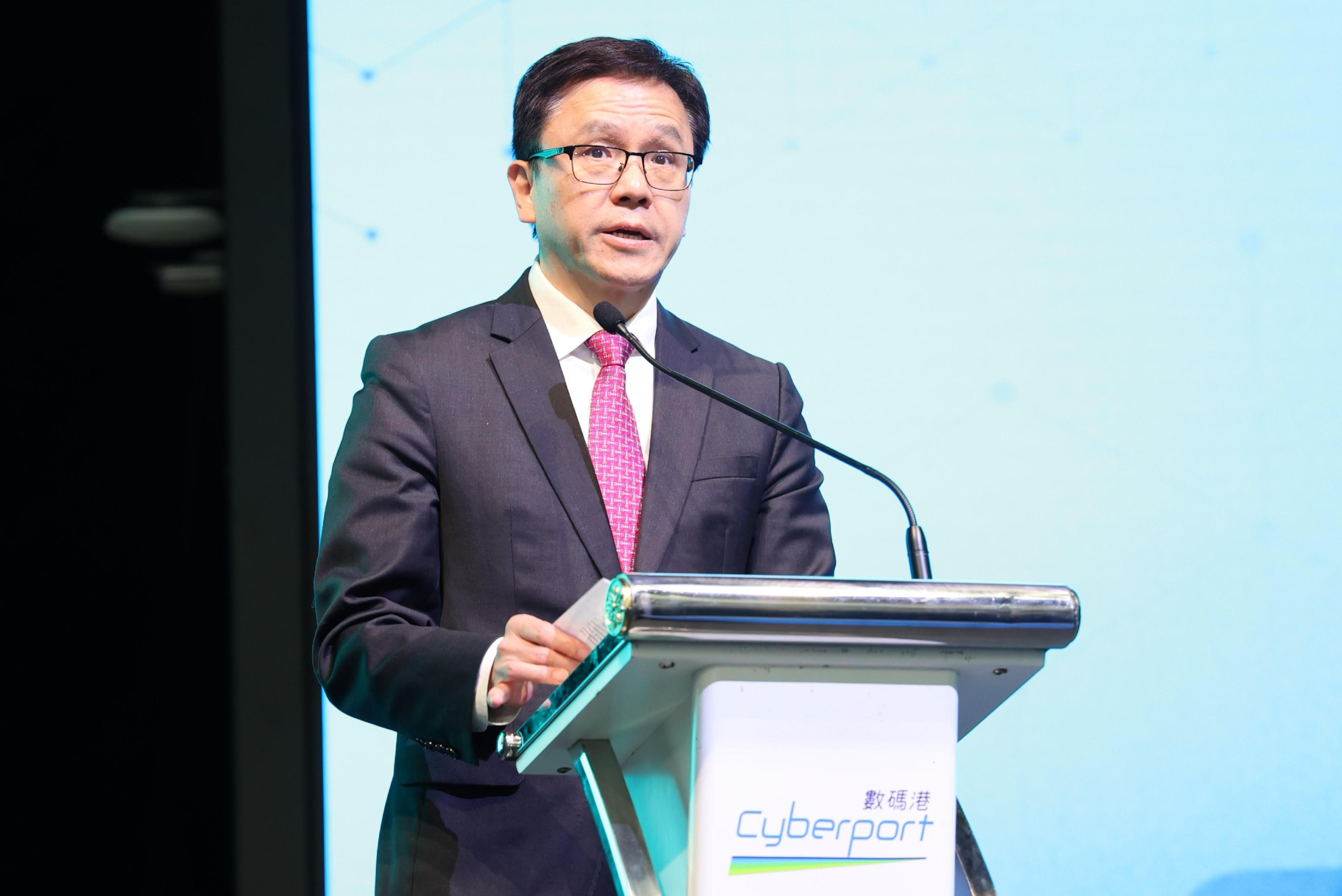 創新科技及工業局局長孫東今日（二月二十七日）於第三屆全球人工智能行動峰會—人工智能安全、可信與負責仼論壇致辭。