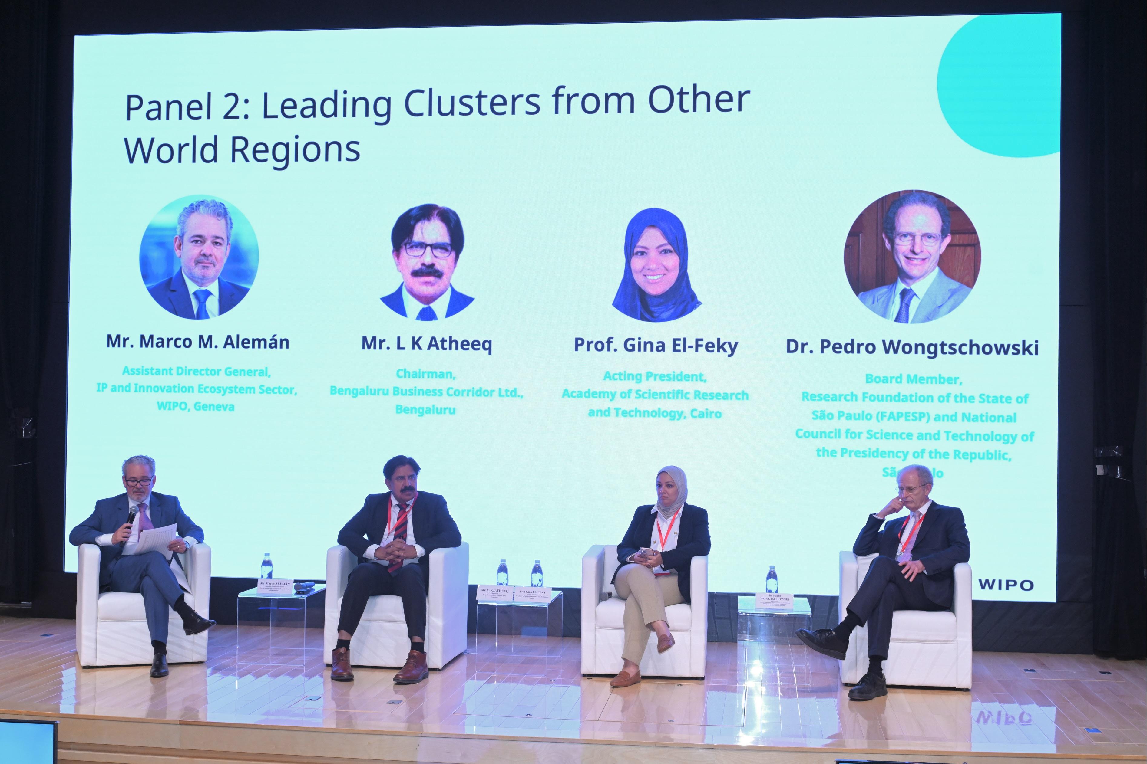 The launch event of the 2025 Global Innovation Index Ranking of World's Top 100 Innovation Clusters was held today (September 1). Photo shows guests exchanging views on the latest innovation and technology development in other leading international clusters at the second panel discussion.
